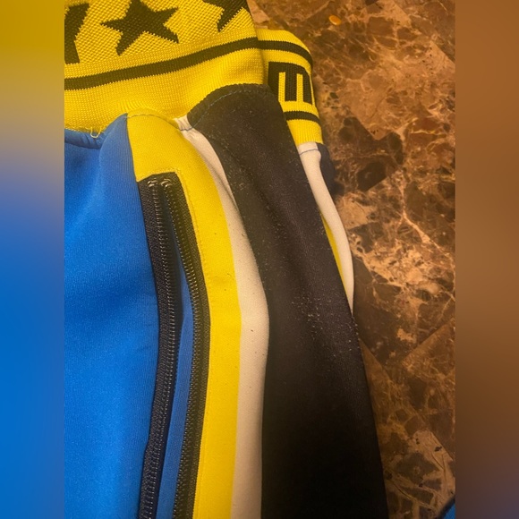 Born Fly - Picture 12 of 16